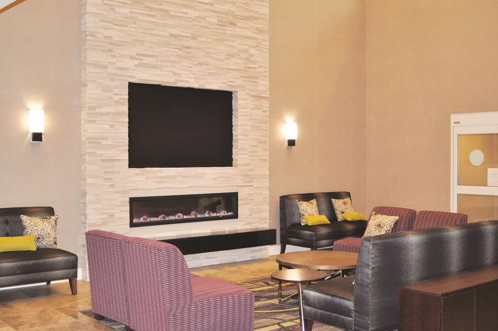 La Quinta By Wyndham Arlington North 6 Flags Dr Hotell Inreriör bild