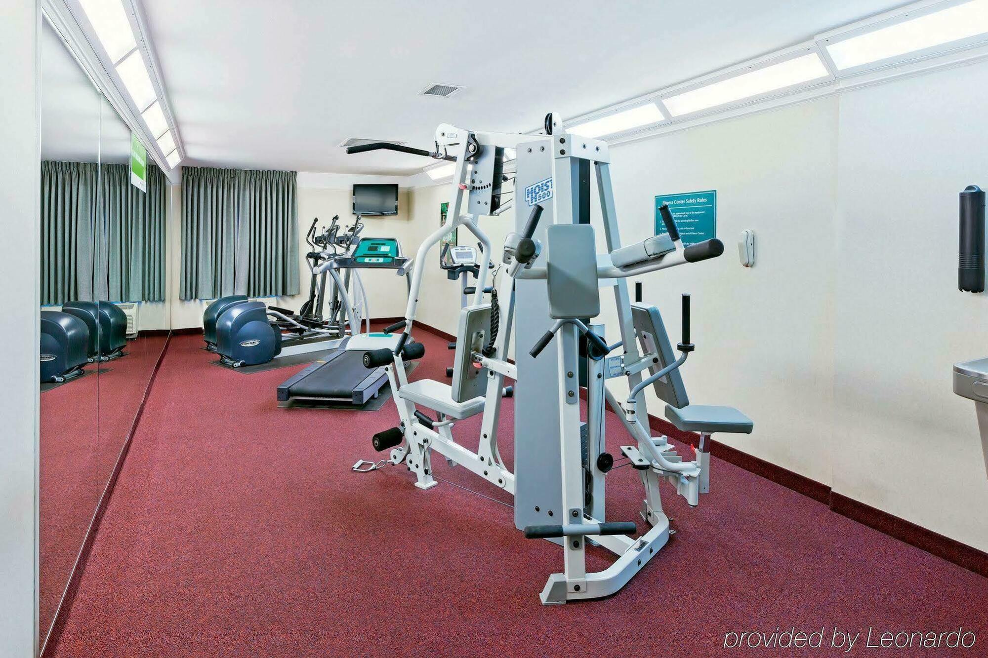 La Quinta By Wyndham Arlington North 6 Flags Dr Hotell Exteriör bild